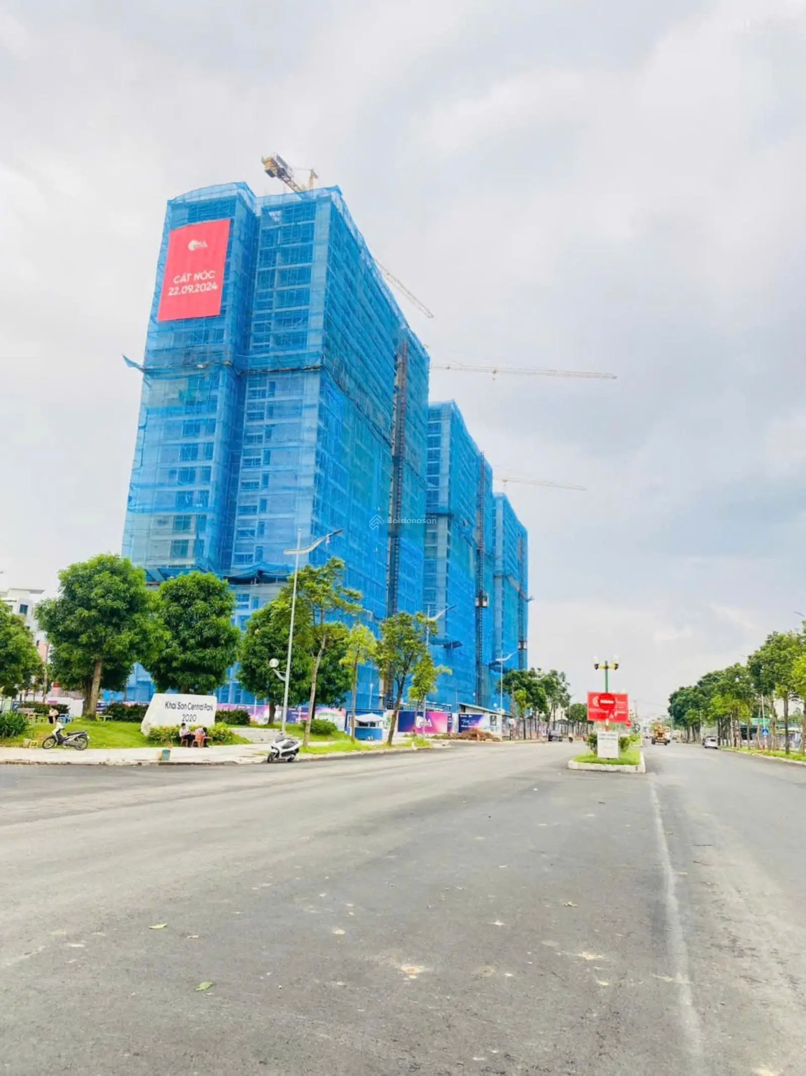 Cần bán căn 89m2( 2PN + 2VS)- Vào ở ngay- Tầng cực đẹp- Giá rẻ nhất dự án Khai Sơn City