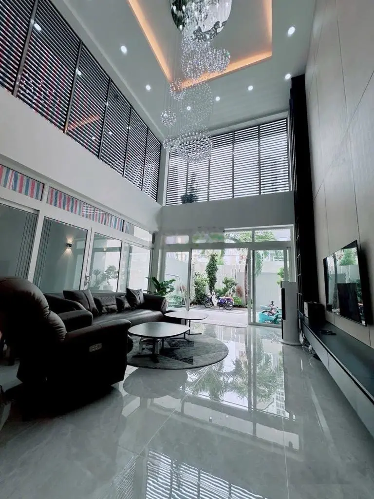 Bán biệt thự làng ĐH ABC Phước Kiển Nhà Bè - 10x25m 3T 6PN - smart home KDC VIP - tài chính 25tỷ