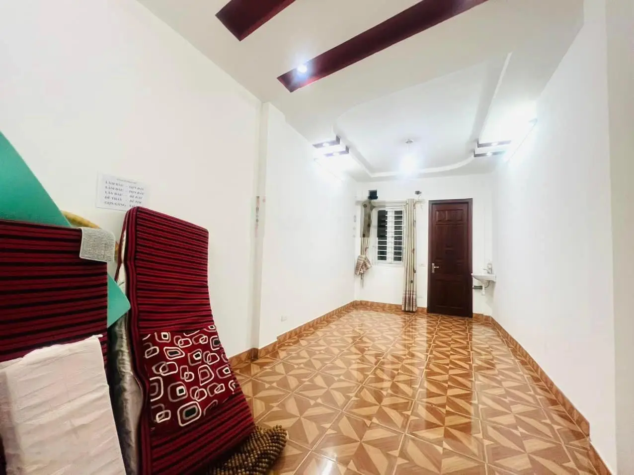 11.5 tỷ-76m2-kinh doanh- ô tô-vỉa hè-thang máy-tô hoàng-bạch mai-hbt