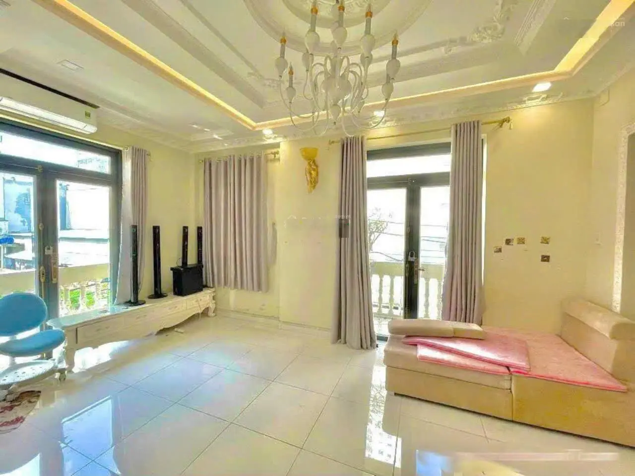 Bán biệt thự HXH Lê Thị Chơn, Q7 1 Trệt 3 lầu mặt tiền đường 6m, nội thất cao cấp