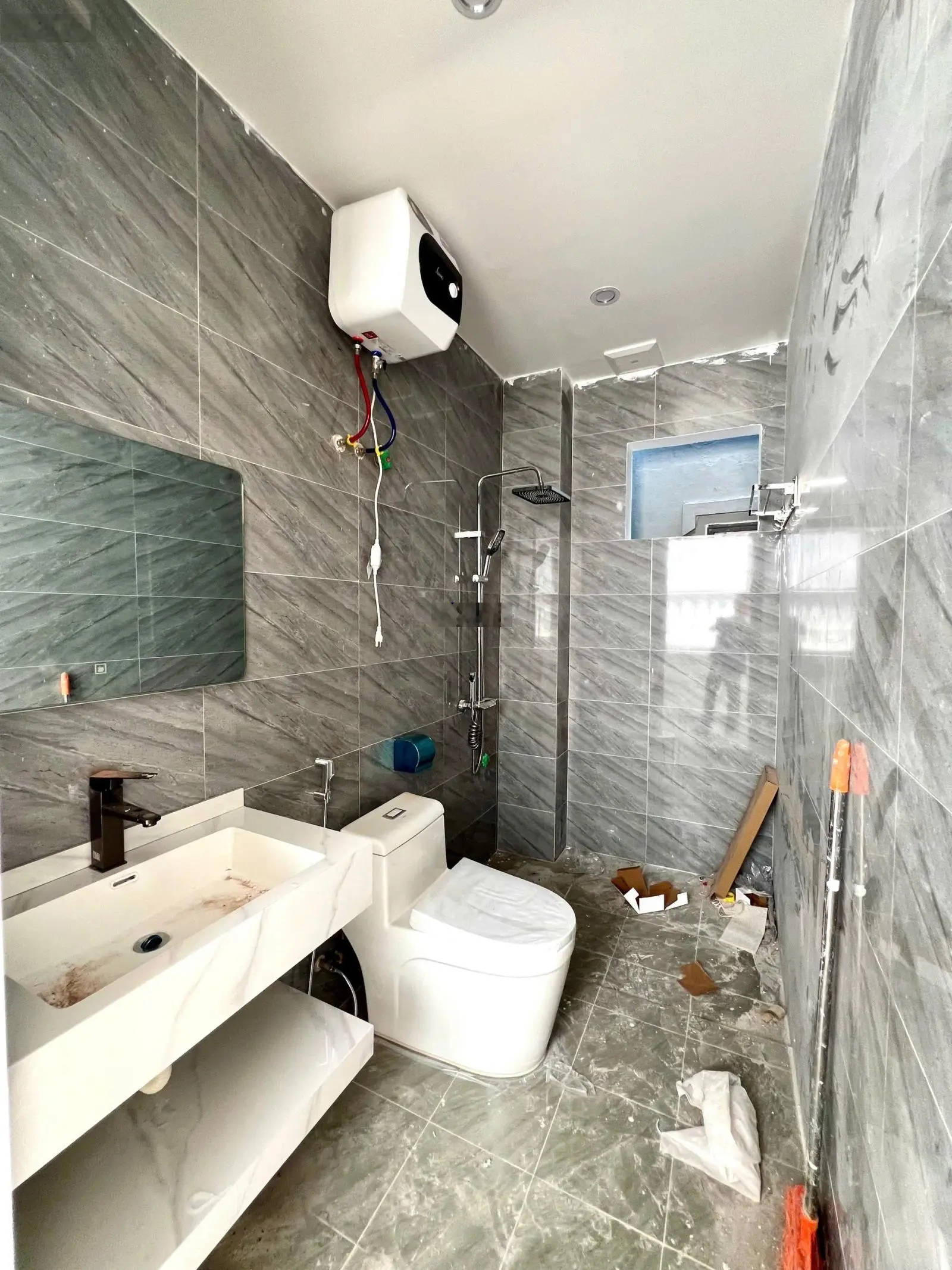 Bán nhà đẹp xây mới độc lập lô góc tại Lực Hành. 62m2* 4 tầng