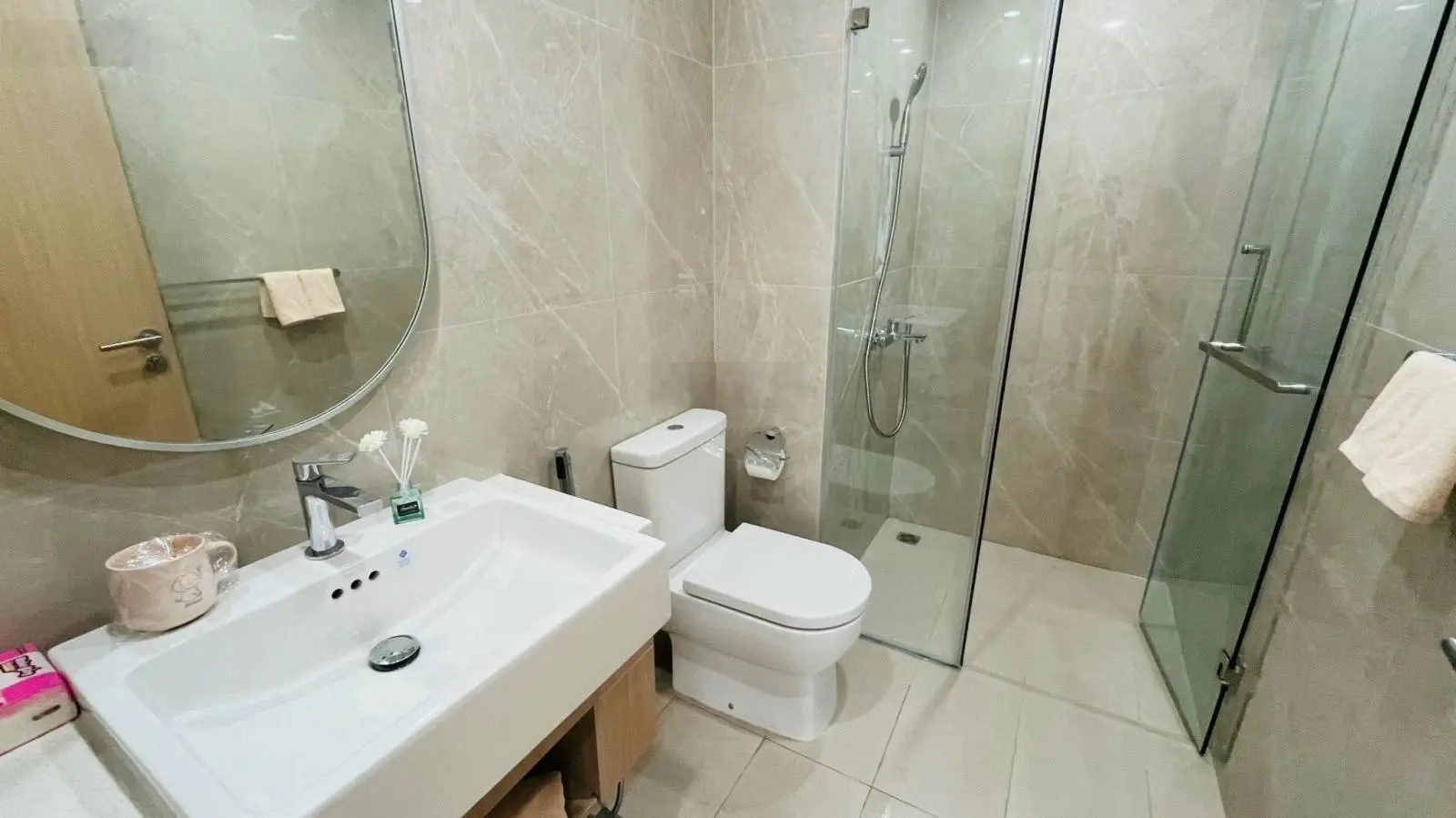 Sang lỗ bán gấp căn hộ 2PN2WC full nội thất cao cấp view thoáng đẹp tại Masteri Centre Point Q9