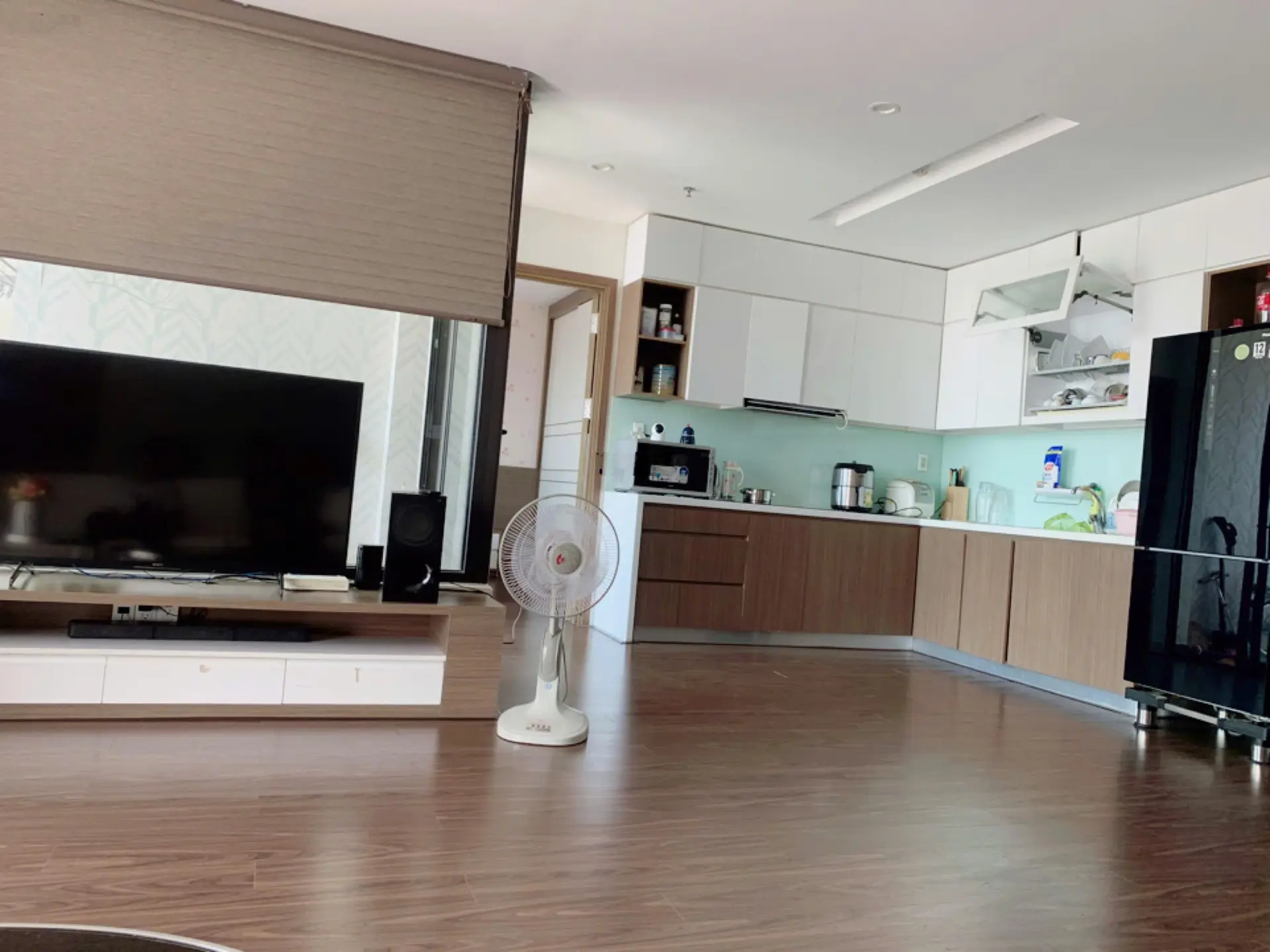 Bán căn hộ CT4 VCN Phước Hải DT 114,88m2 3PN - tầng cao thoáng mát - nội thất xịn - view thành phố