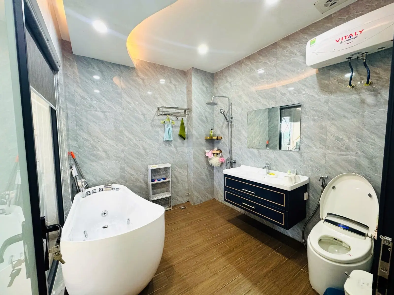 Bán nhà mặt phố Phú Lương, Đông Hải 1, 88,2m2 x 4T thuận tiện KD chỉ với hơn 7 tỷ