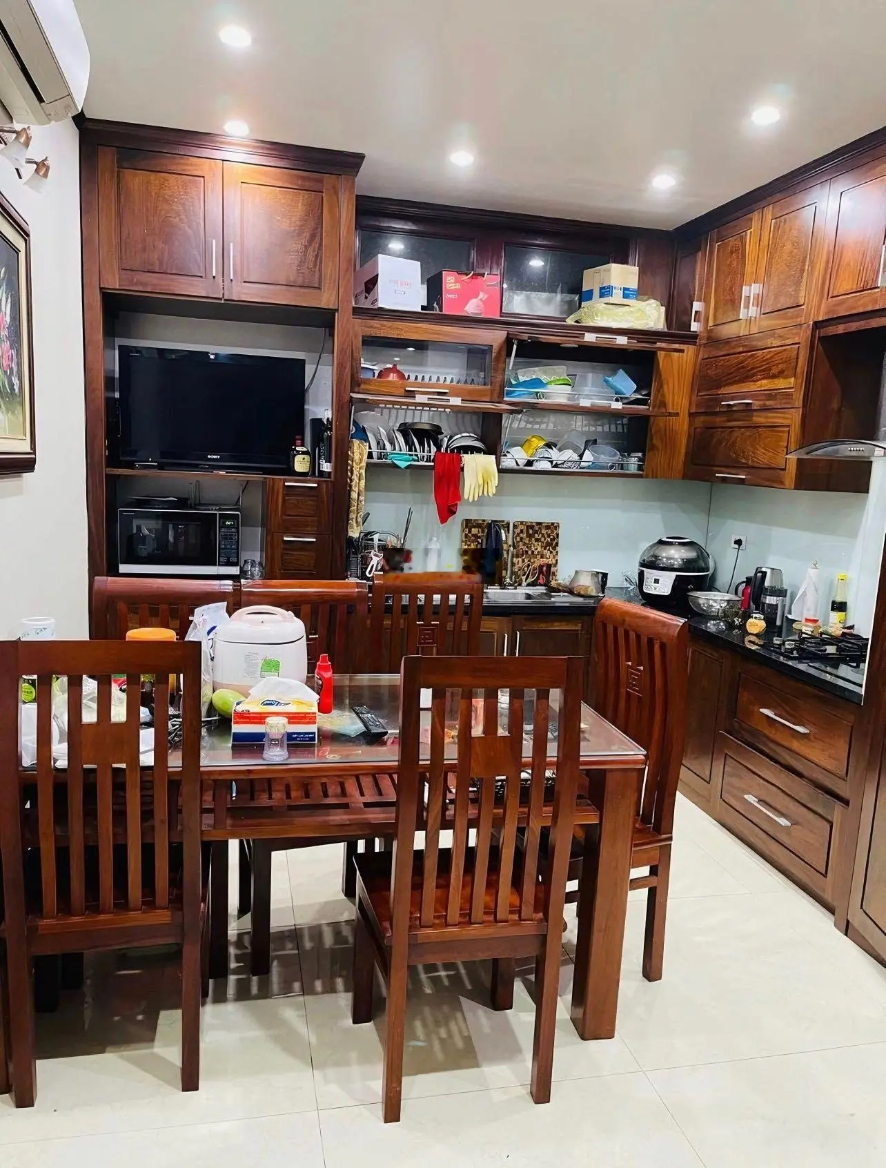Bán nhà tại ngõ Quỳnh, đầy đủ công năng cho gia đình, 5 tầng, hơn 5 tỷ