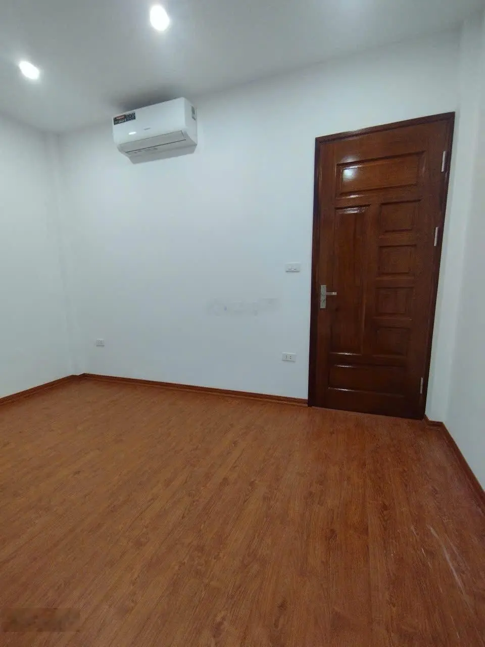 Bán nhà Giáp Bát - Gần phố lớn, Nhà đẹp ở ngay - 51m²x4T - 8.2 Tỷ