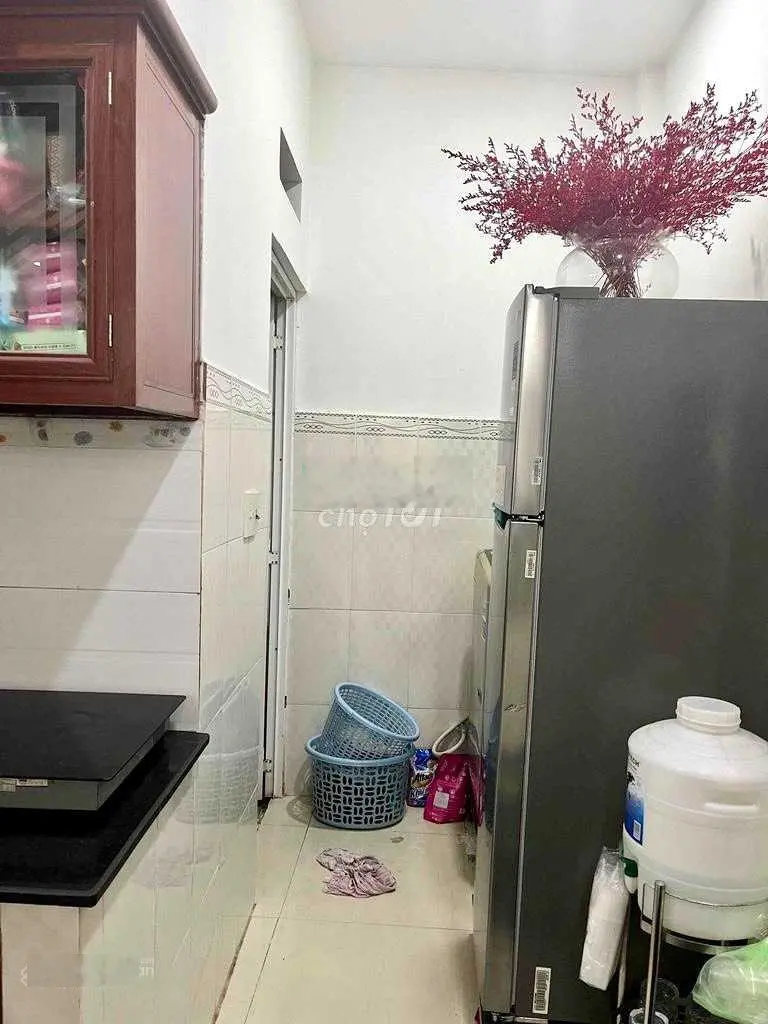 Đi định cư nước ngoài cần bán gấp,căn nhà 80m2 đường Âu Dương Lân Quận 8 giá 1 tỷ 9 LH 0938 192 ***
