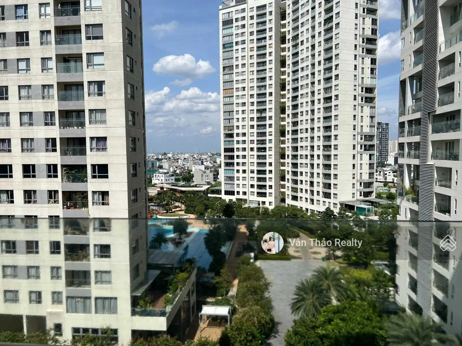 (Duplex 200m2 - giá siêu tốt) Bán căn Duplex 4PN - Đã có sổ hồng - ngay Đảo Kim Cương Quận 2