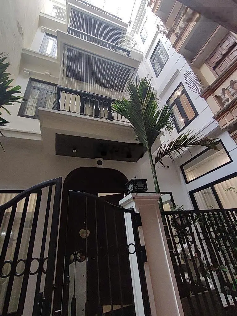 100m2 Phố Thịnh Quang | Nhà Đẹp Long Lanh | Sân Vườn Tiểu Cảnh !! 12,5 Tỷ
