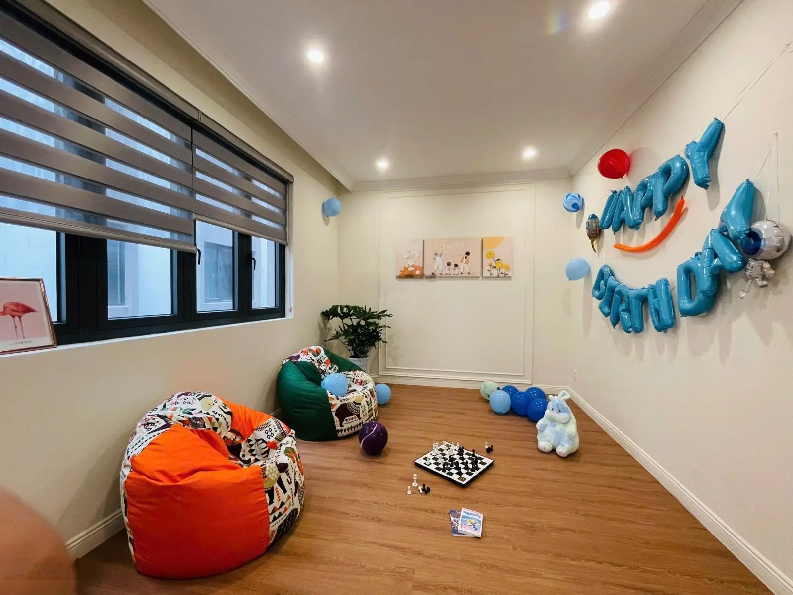 Chính chủ cắt lỗ liền kề 54m - Đã hoàn thiện 3 tâng - có cam kết tiền thuê 18% - Trung tâm dự án