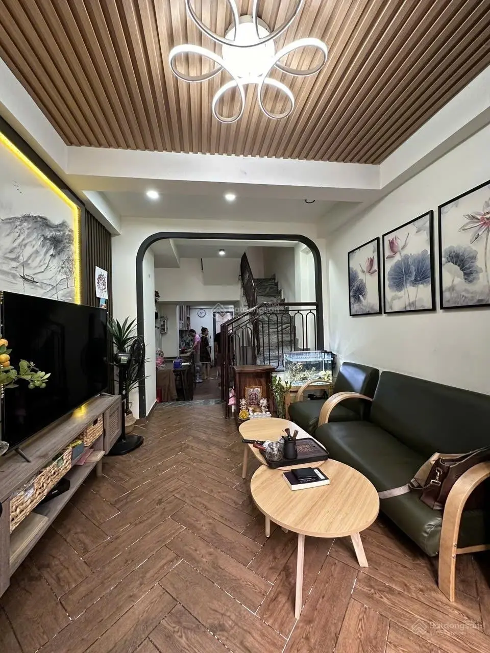 Gấp bán nhà HXH đường Phạm Văn Hai P. 3 Quận Tân Bình 40m2 4 tầng chỉ 6 tỷ 450 TL full nội thất