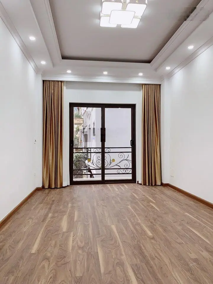 Đủ tiêu chí đẹp - rẻ - thoáng, hơn 6 tỷ sẵn căn 5t ngõ 4m, bãi gửi xe cạnh nhà, 40m ra Ngô Quyền-HĐ