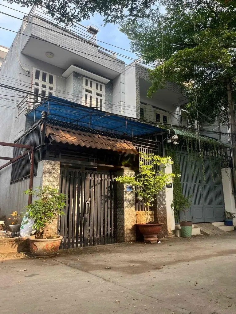 Cần bán 2 căn nhà . gần vĩnh phú 41
