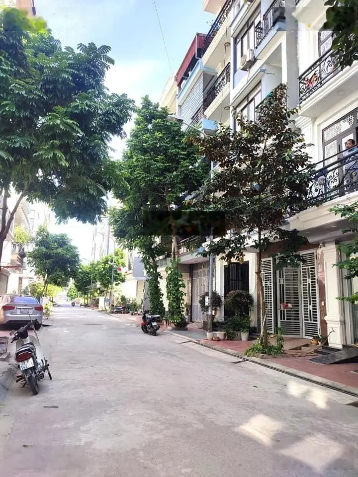 Bán đất Dọc Bún 1, 50m2 mt 5m phân lô, vỉa hè, thông sang dịch vụ Vạn Phúc, phân lô, vỉa hè, giá đt