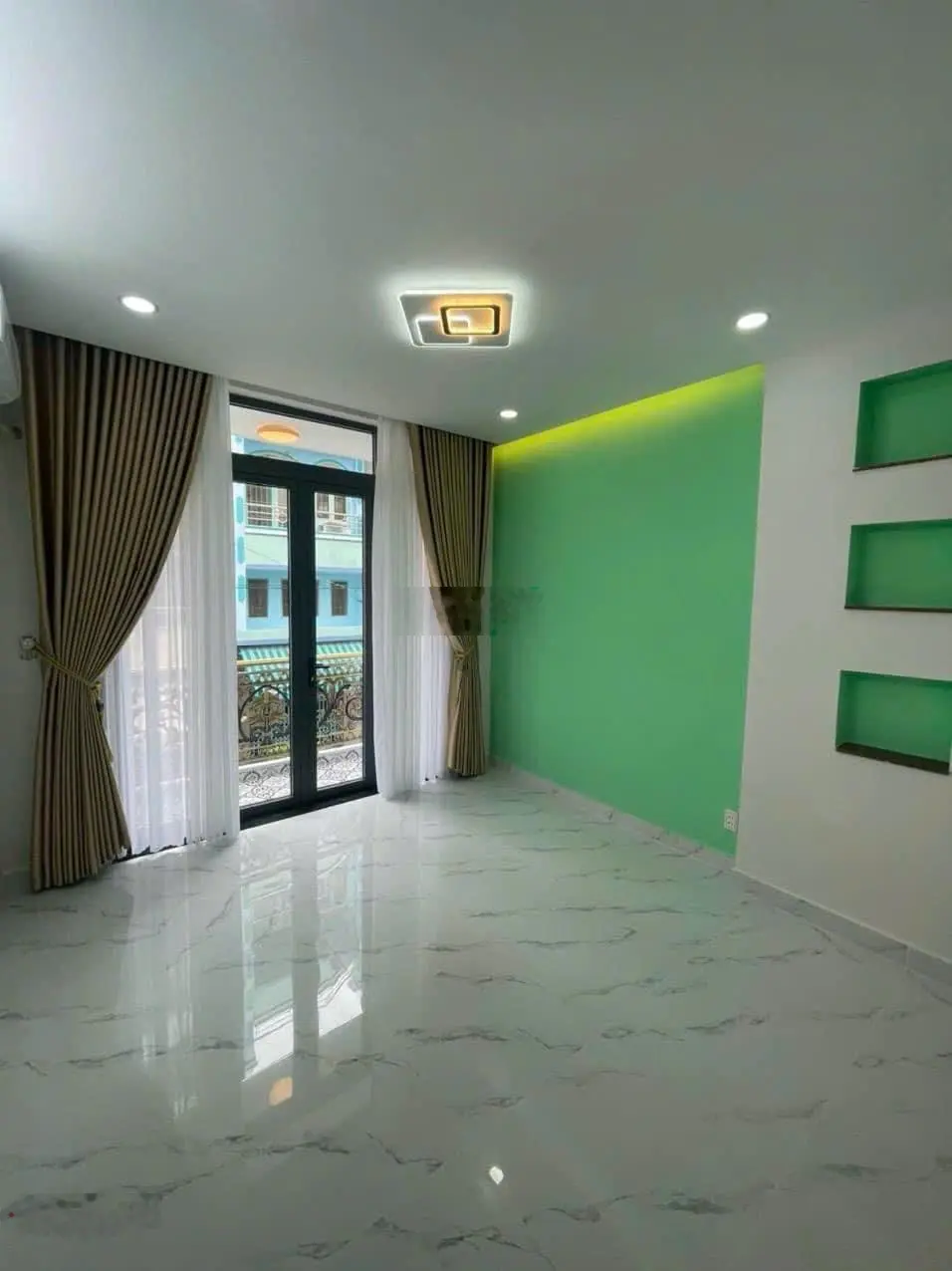 Bán gấp nhà 64m2 KDC Nam Hùng Vương - Bình Tân - hẻm xe hơi tránh - kinh doanh giá 5. x tỷ (x nhỏ)