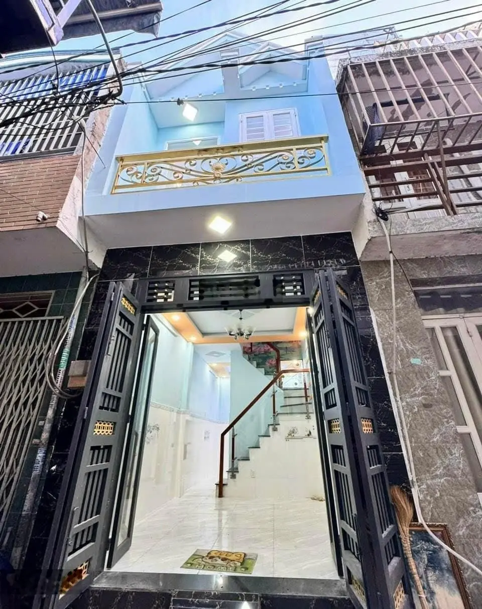 Xoay vốn làm ăn bán Dương Bá Trạc Quận 8 DT 40,7m2 giá 1tỷ850 SHR LH 0798 545 ***