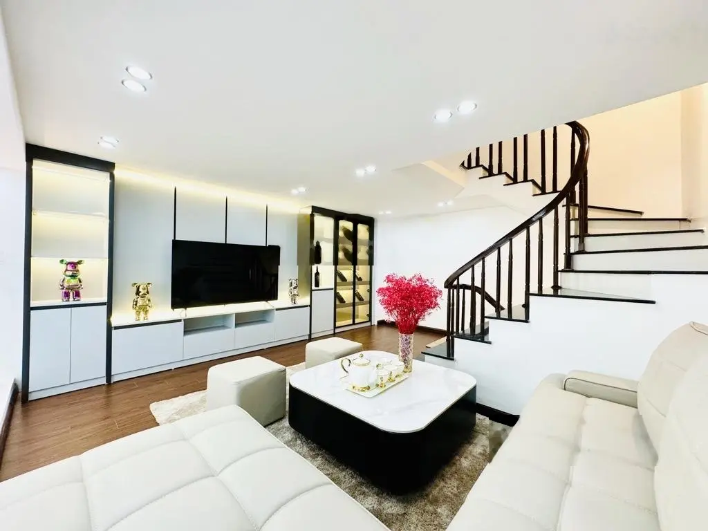 Chính chủ siêu phẩm duy nhất tại phố khương thượng, 8,9 tỷ vnd, 60 m2