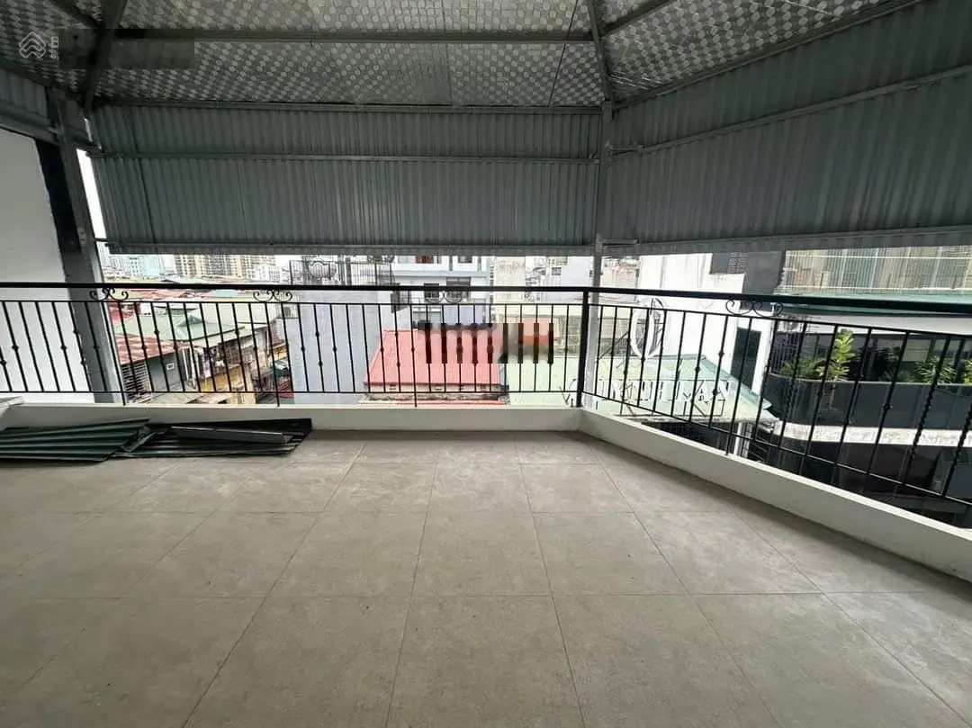 Bán tòa VP kết hợp ở DT 72m2, 8 tầng, MT 17 m tại Nguyên Hồng, Thành Công, Ba Đình, Hà Nội