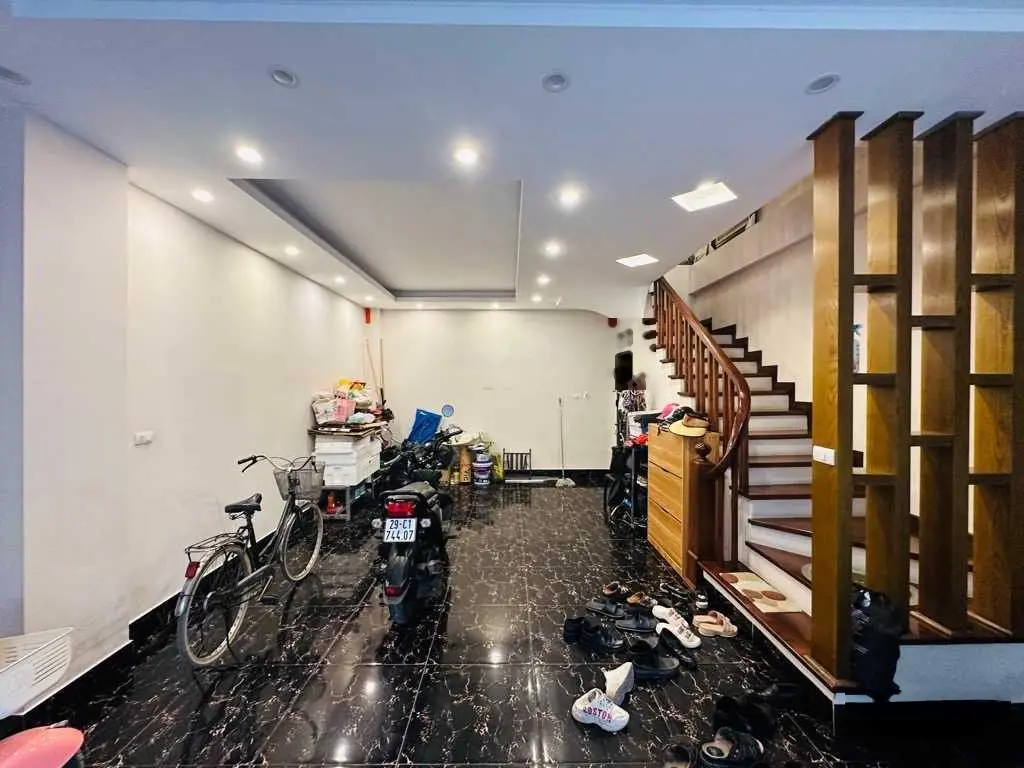 Bán nhà Tam Trinh, ô tô tránh, vào nhà, kinh doanh, 60m2, 5 tầng, 9 tỷ