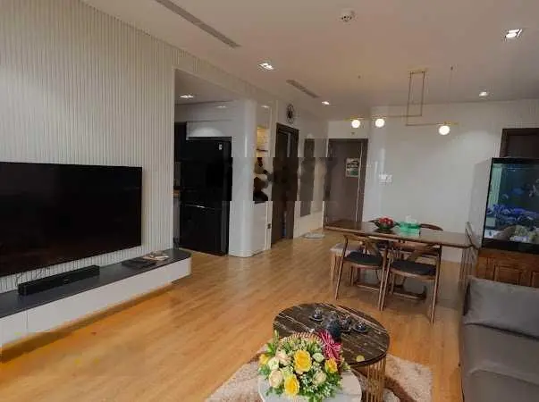 Chính chủ bán căn 2 ngủ cc Bea Sky Hoàng Mai,Diện tích 68m2, Giá 4,15 tỷ,Sẵn sổ Full nội thất mới