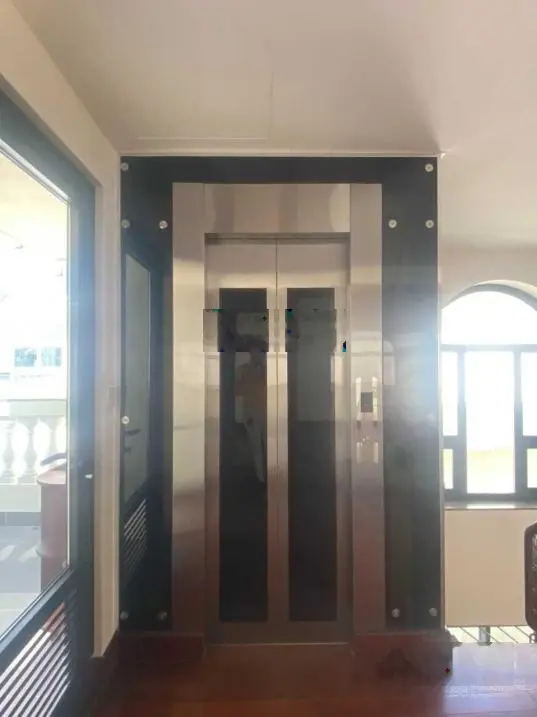 Bán nhà siêu đẹp ! Khu VIP Thành Thái P14 Q10 , mặt tiền 6 x 18m hầm 4 tầng st thang máy