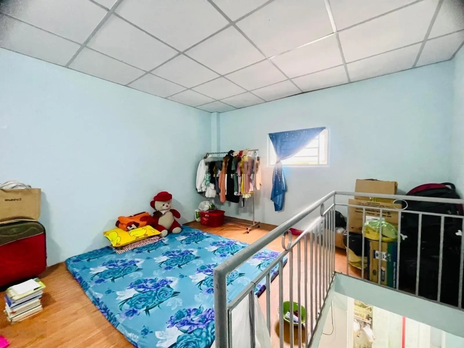 Bán nhà 69,4m2, giá 4,7 tỷ, đường Lê Văn Thịnh rẽ vào. TP Thủ Đức. LH: 0902 126 ***