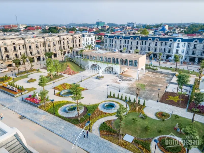 Chính chủ bán gấp liền kề Crown Villas Thái Nguyên, vị trí hoa hậu mặt đường CMT8 Gia Sàng 5,3 tỷ