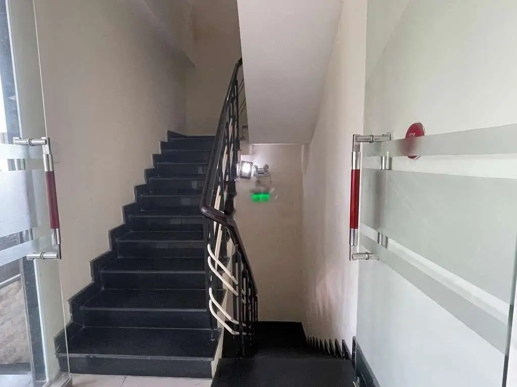 Bán gấp tòa căn hộ 17 phòng đường Ông Ích Khiêm