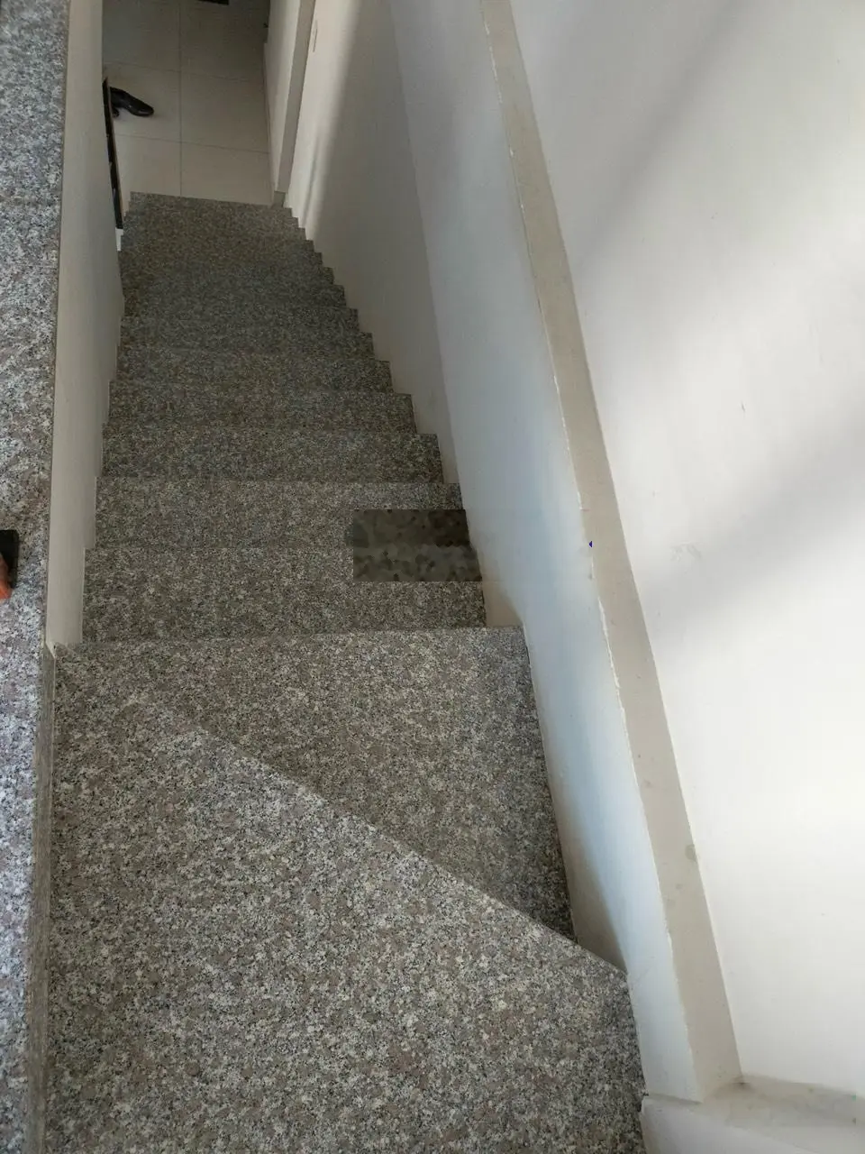 Em cần bán căn pendhouse thiết kế duplex dự án sky 9.Dt 120m gồm 3 pn và 2 vệ sinh:Lh 0399 050 ***