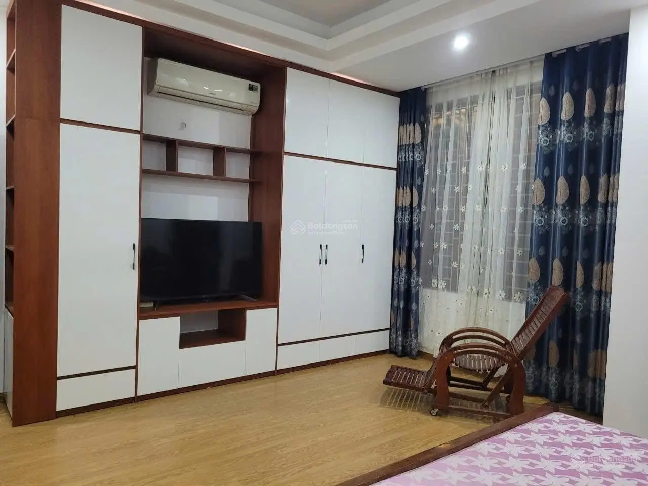 Cần bán căn nhà đường Thanh Niên hiện đang cho thuê hơn 20tr tại KĐT Đại Dương - tp BN. Giá chỉ 1x
