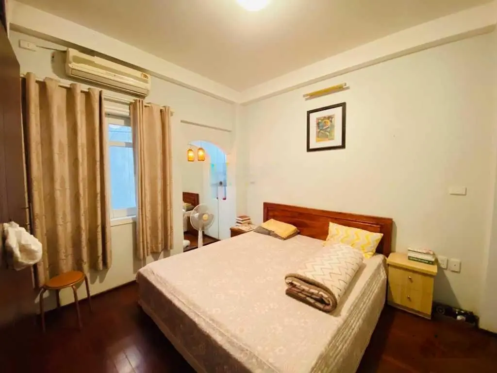 Bán nhà Mai Dịch, gần đường Hoàng Quốc Việt kéo dài, Vỉa hè - Kinh Doanh VP 55m2 x 5T giá 16 tỷ.