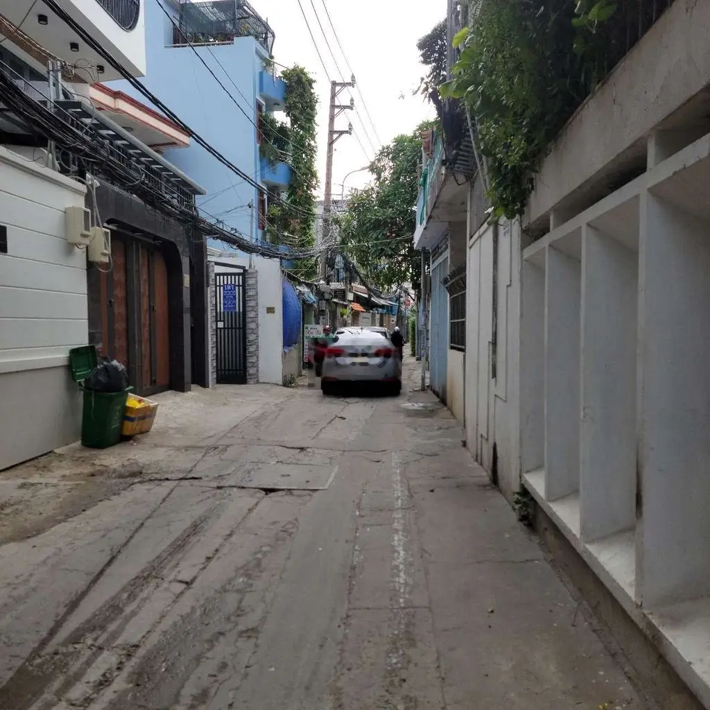 HẺM XE HƠI C30, P5 BÌNH THẠNH, 48M2, CẤP 4 TIỆN XÂY MỚI, DÂN TRÍ CAO..