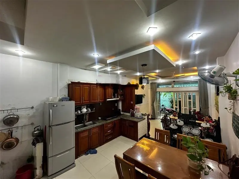 Bán gấp nhà 3 tầng hẻm xe hơi đúc BTCT Tại Lê Đức Thọ phường 17 GÒ VẤP chỉ nhỉnh 4 tỷ