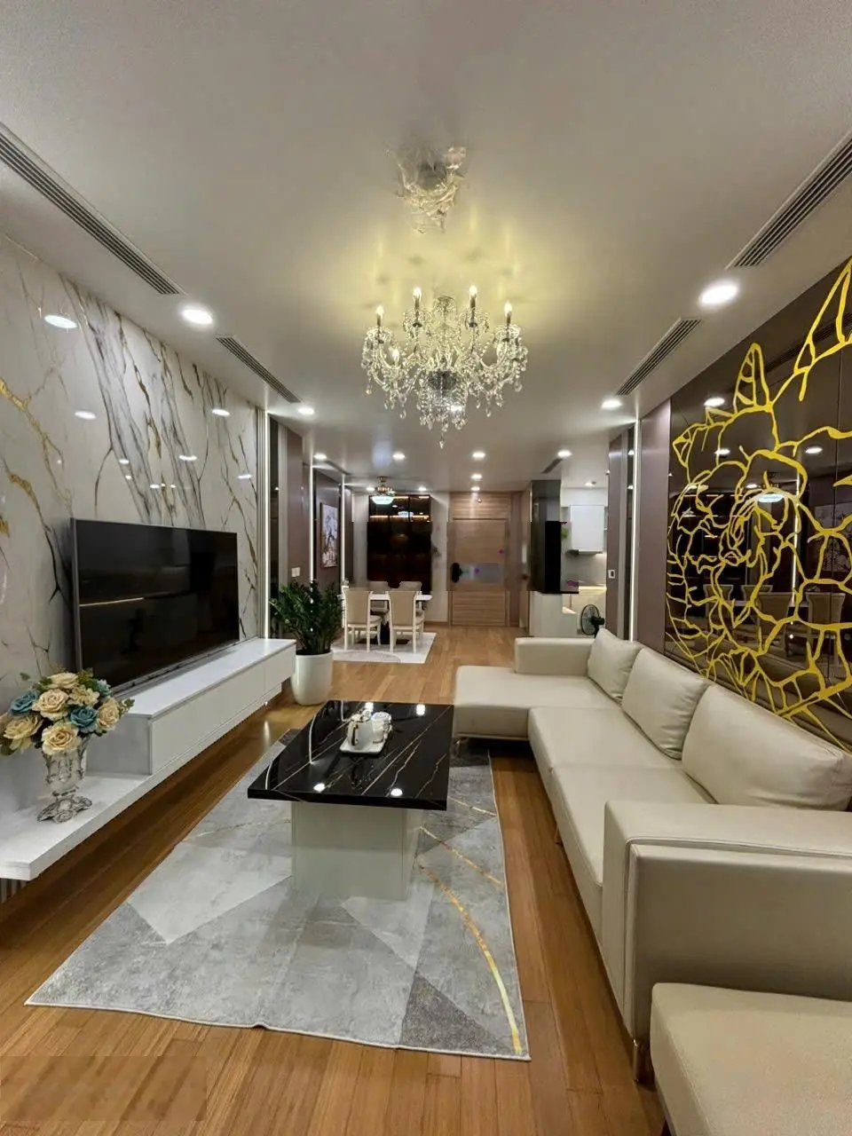 Em Toàn cập nhật quỹ căn hộ tại CCCC The Zei. Số 8 Lê Đức Thọ