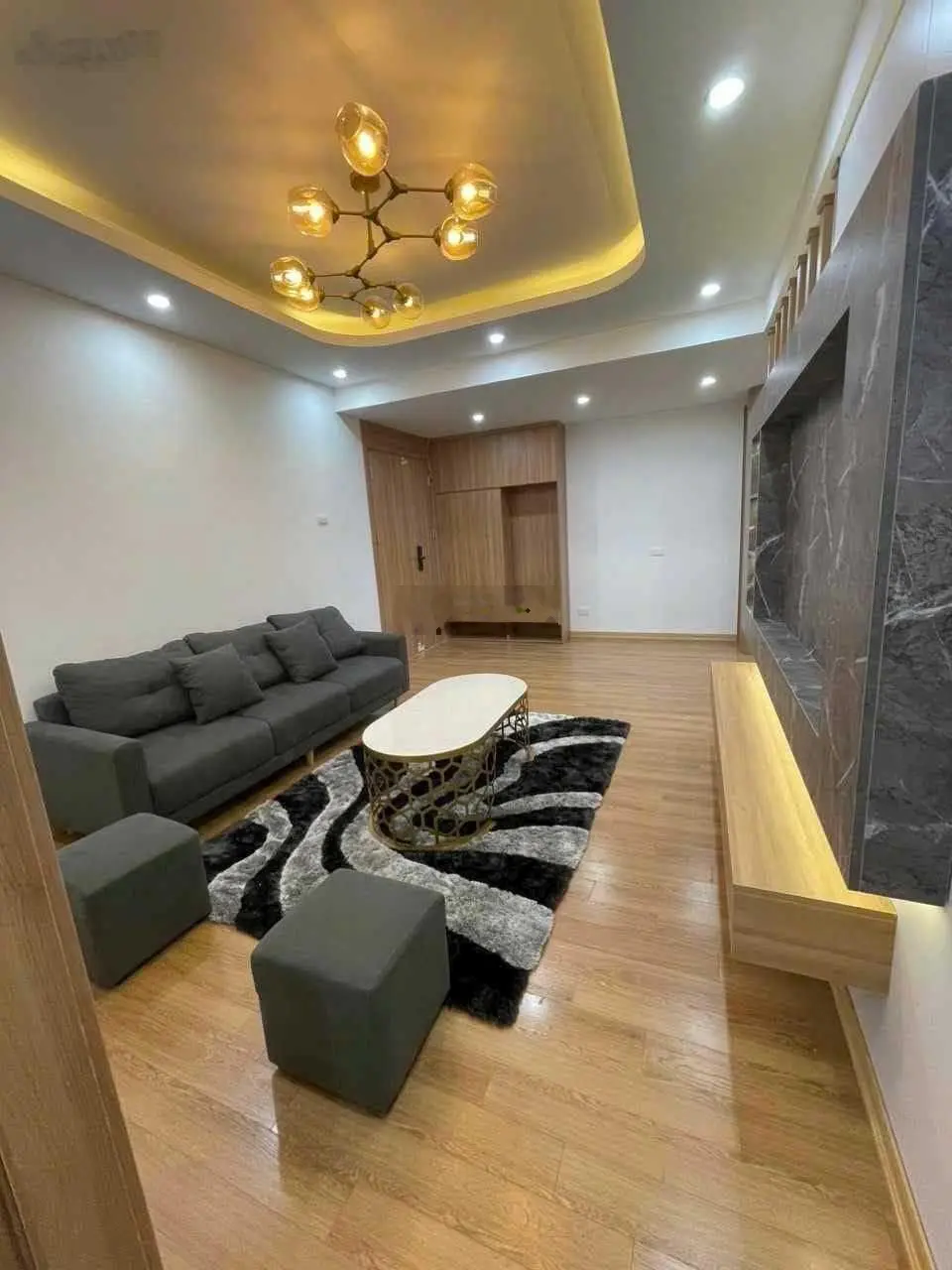 Em cần bán căn hộ Nơ1B Bán đảo Linh Đàm. DT 73m2 2PN 2VS. LH 0986 341 ***