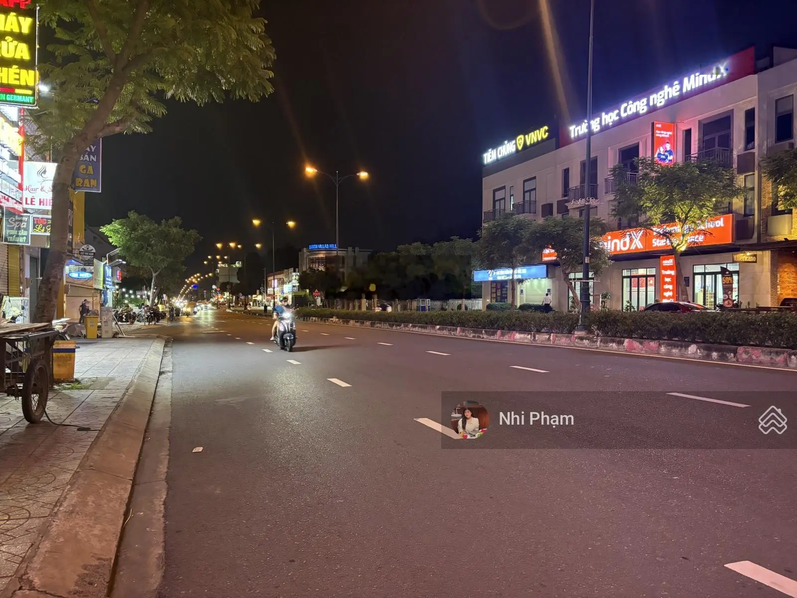 Bán đất 77m2 tặng nhà hẻm xe hơi 5m, cách Lê Văn Việt 100m, ngay vincom, BV Quân Y, 6tỷ5