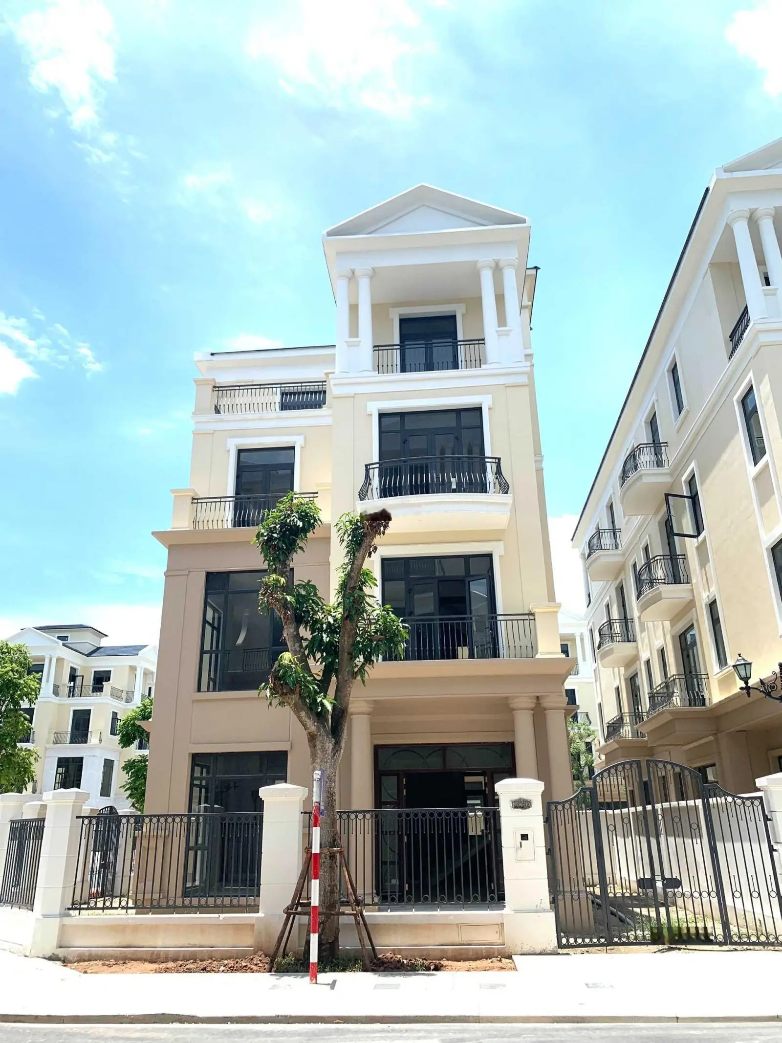 Bán nhanh căn LK 48m2 hoàn thiện 5 tầng dòng tiền 23tr/th, giá chỉ 6.3x tỷ giao dịch trong tuần