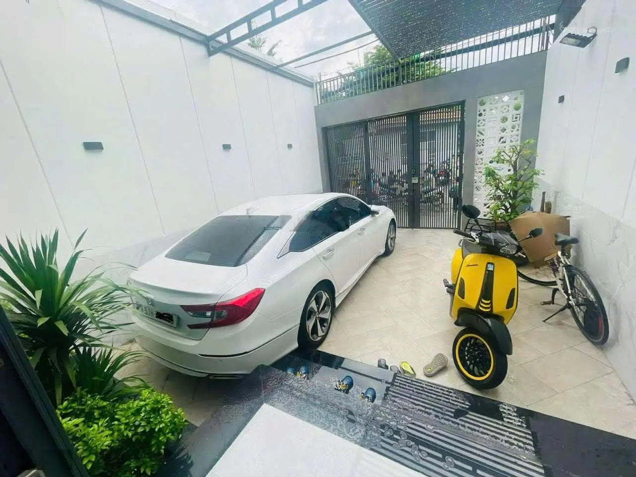 Nhà mới đẹp 4 tầng, mặt tiền KD, Đường 359 PL B, Quận 9