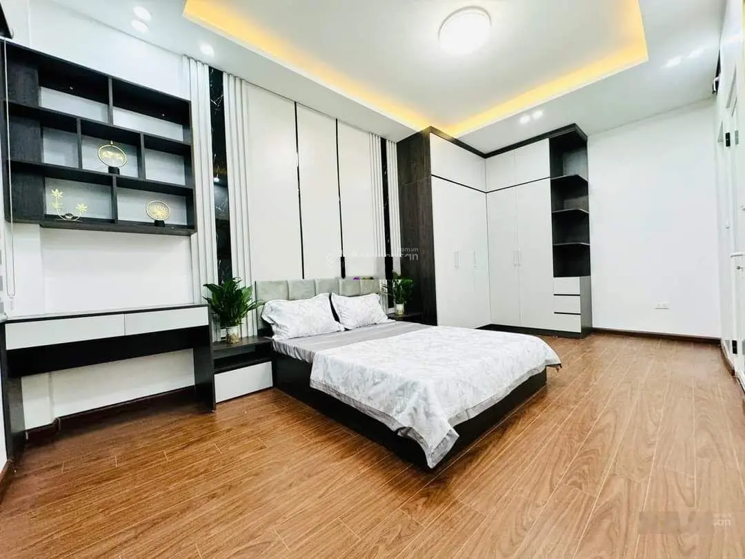 Bán gấp nhà Thụy Khuê, Tây Hồ, full nội thất ô tô đỗ cửa, nhà lô góc, diện tích 25m2 - 5T - MT 5m