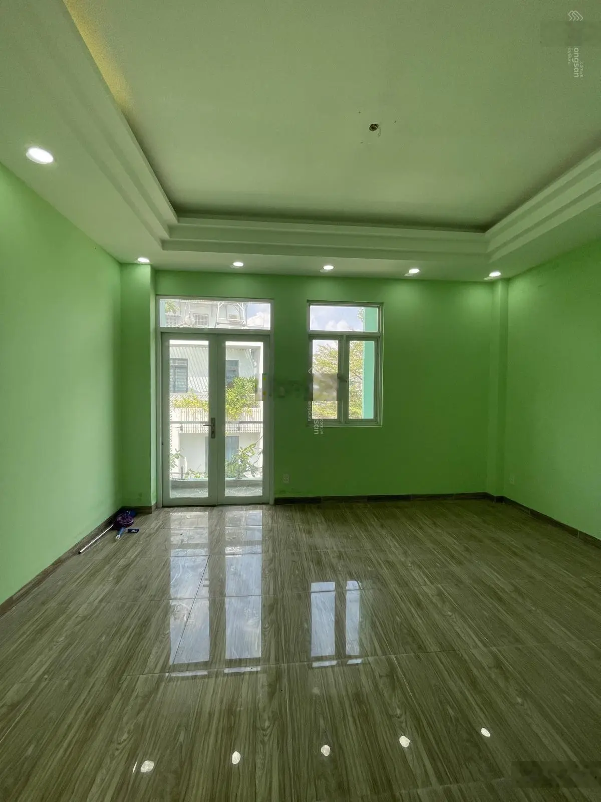 Bán nhà mặt tiền nội bộ P7 quận 8 sổ hồng riêng hoàn công đầy đủ nhà 4 tầng DT 58 m giá 5 tỷ 3