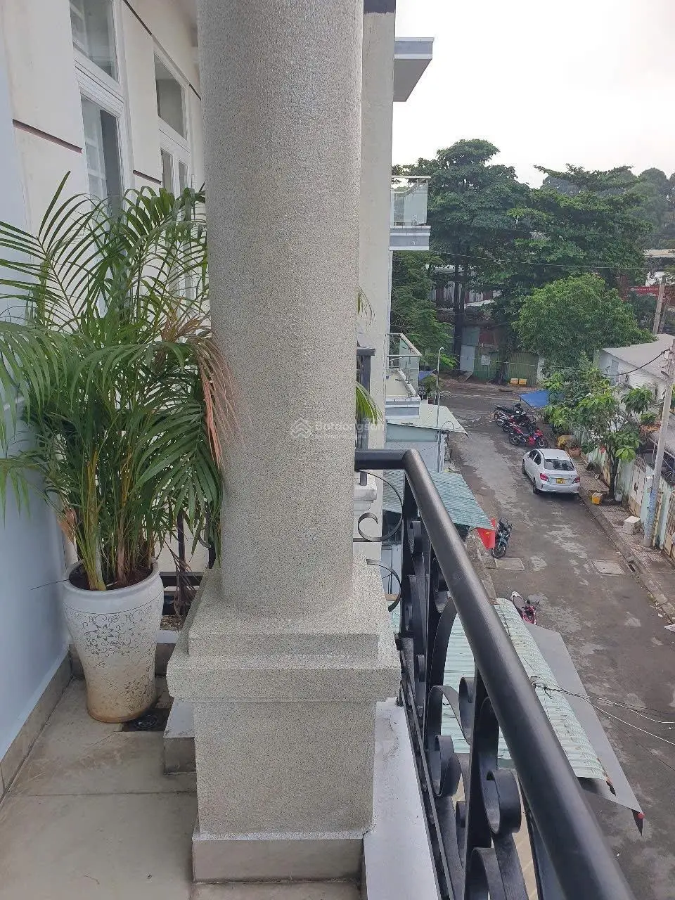 Nhà 3 tầng cực đẹp, trung tâm Hiệp Phú gần Vincom, ngã 4 Thủ Đức, Lê Văn Việt TP. Thủ Đức