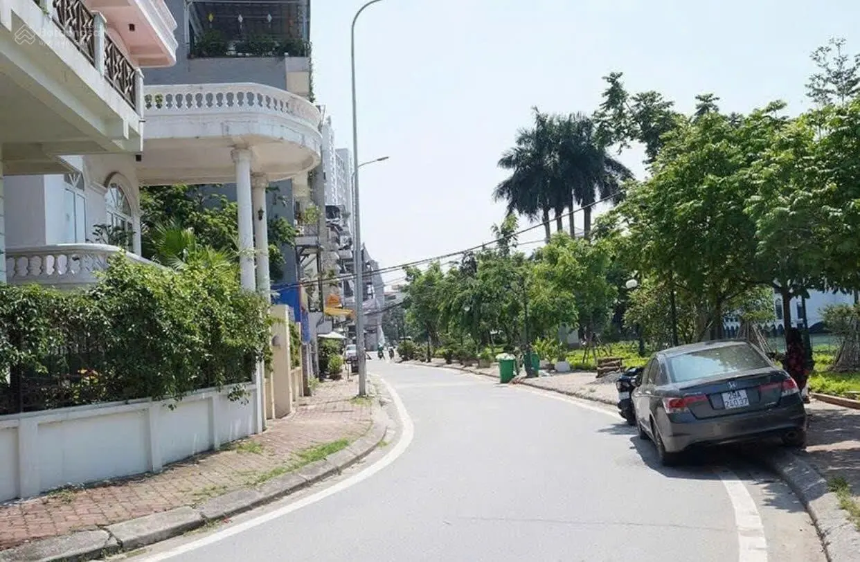 Bán nhà phố Từ Hoa, Tây Hồ 155m2, MT 7m. Vị trí trung tâm, hiếm nhà bán, giá bán 43 tỷ
