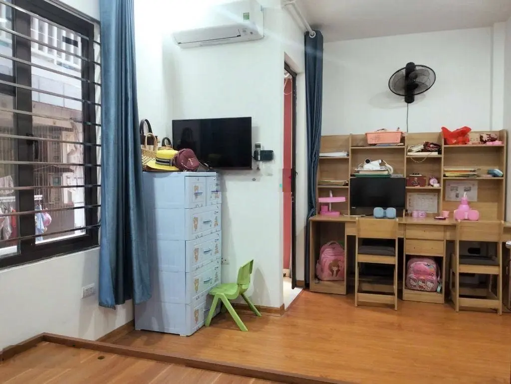 Lô góc 3 mặt thoáng - nhà dân xây đẹp ở luôn - 30m ra mặt phố đình thôn ô tô tránh vỉa hè kinhdoanh