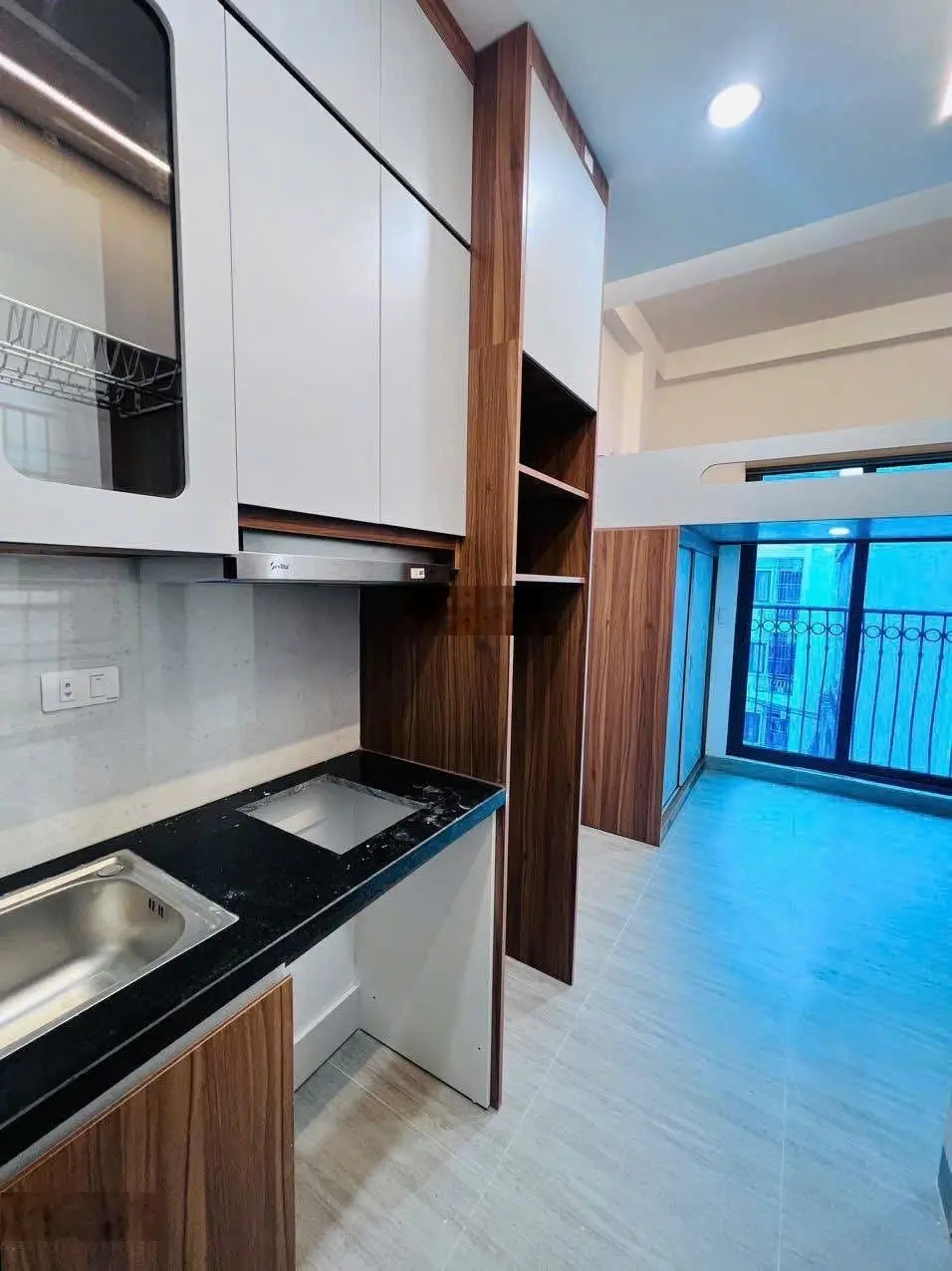 Bán toà ccmn phạm văn đồng 60m2 7 tầng 16 phòng khép kín full đồ dòng tiền 90tr: tháng.