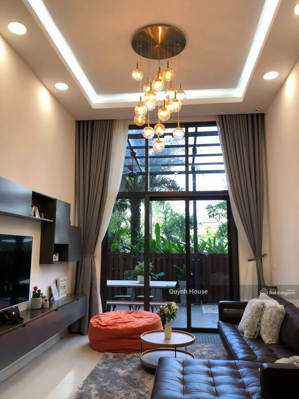 Tin trực tiếp chính chủ - căn hộ sân vườn tầng trệt Estella Heights - DT 145m2 + 25m2 sân vườn