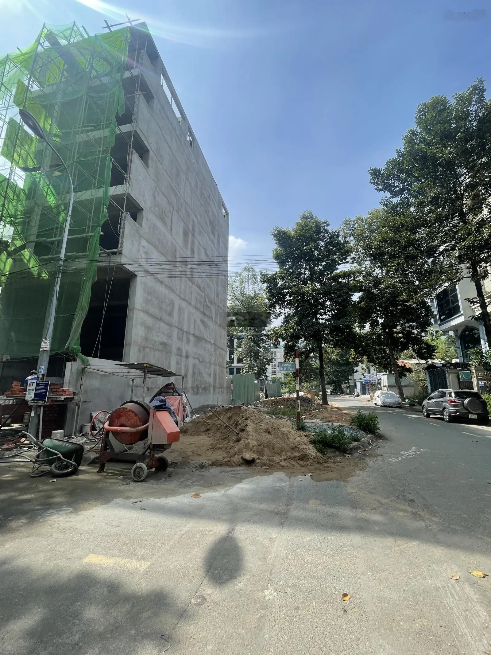 Bán nền góc dự án Huy Hoàng giá 195tr/m2