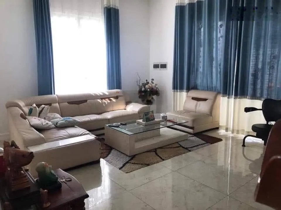 Bán nhà biệt thự VIP Bờ Bao Tân Thắng, đối diện Aeon Mall Tân Phú, DT 12mx16m, 3 lầu mới đẹp, NTCC
