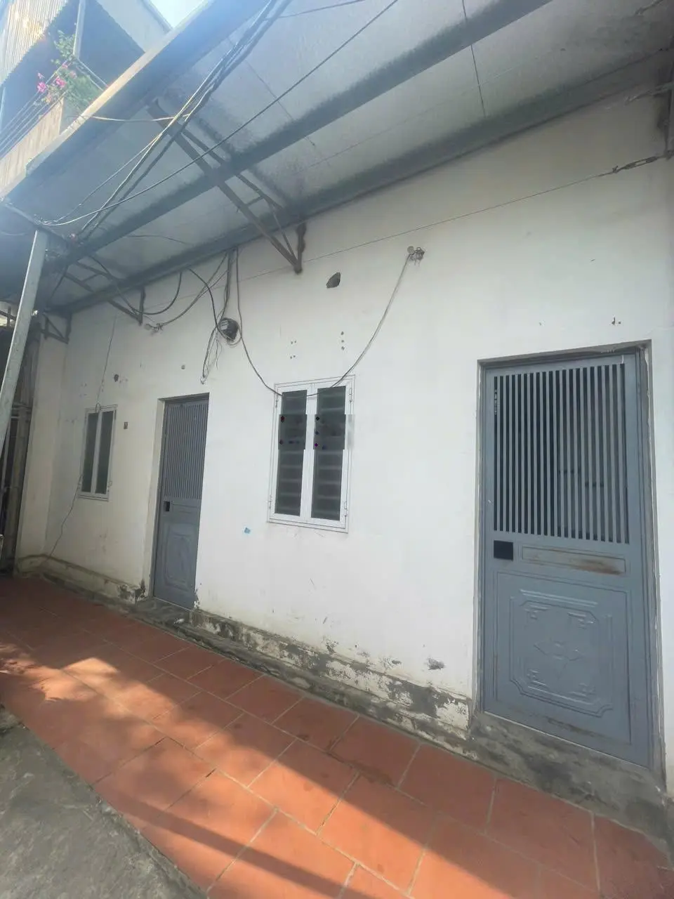 Bán đất Đông Dư 55m2 x 7m mặt tiền, bằng hậu ngõ 2m ô tô đỗ cách nhà 10m, sẵn 2 phòng trọ cho thuê