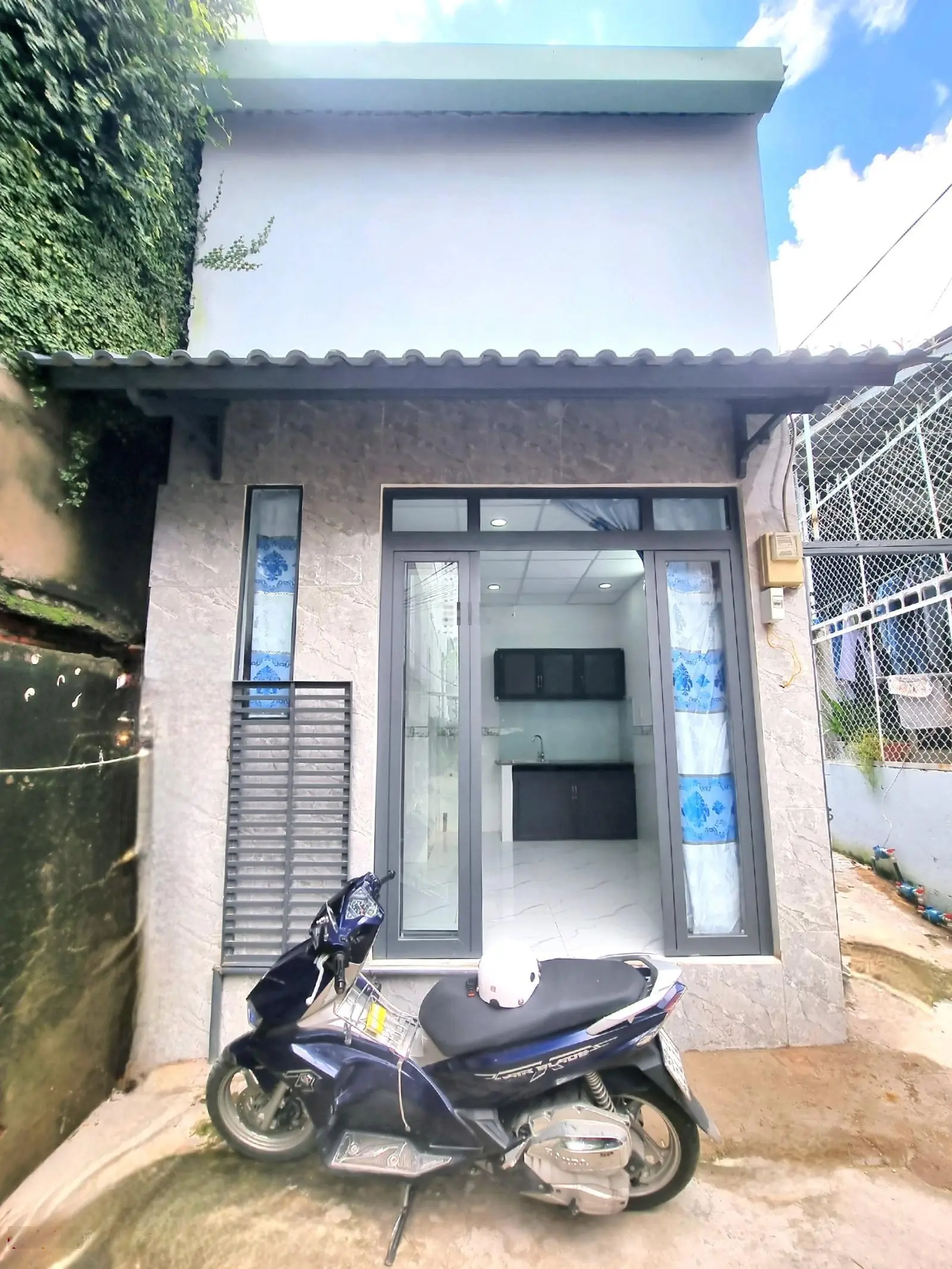 Nhà đẹp, giá tốt vào ở liền Quận 7 Huỳnh Tấn Phát