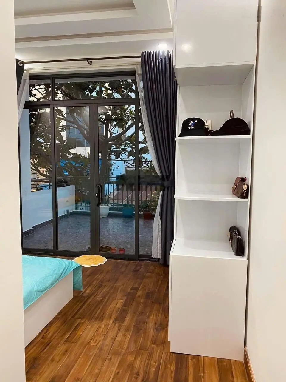 Nhà đẹp mặt tiền hàn thuyên - hiếm chủ bán